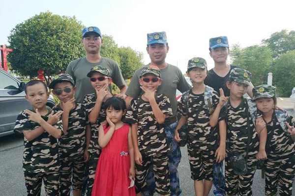 武汉正规军事夏令营价格