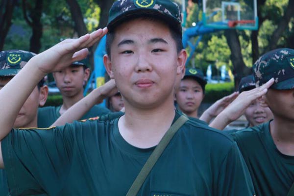 广州正规军训夏令营,三大精彩活动推荐