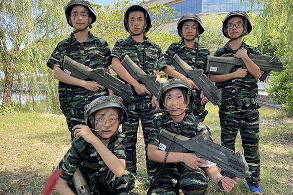 报名杭州军事化夏令营需要多少钱呢？
